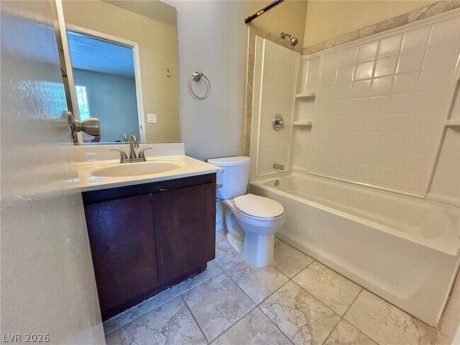 Building Photo - 749 Rock Springs Dr