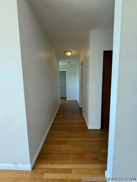 Building Photo - 1643 Cambridge St