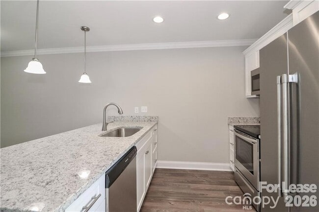 Building Photo - 3971 Newhall Dr NW