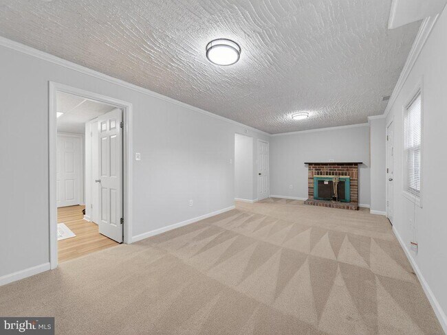 Building Photo - 3827 Gawayne Terrace