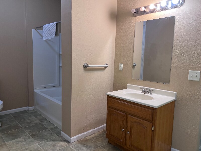 Building Photo - 1419 Penn St