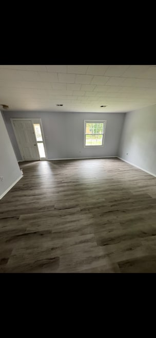 Building Photo - 313 Cherry St