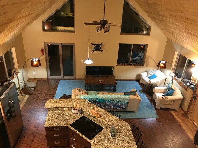 Building Photo - 13391 Sunny Slope Rd