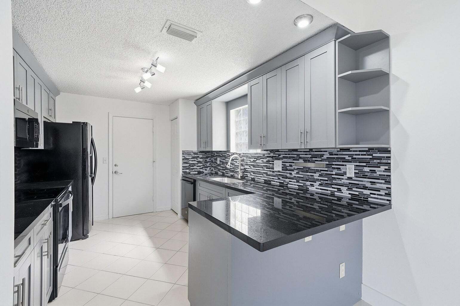 Building Photo - 3422 NW 110th Way