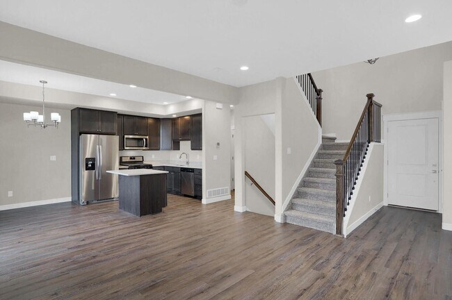 Building Photo - 3798 Venice Grove