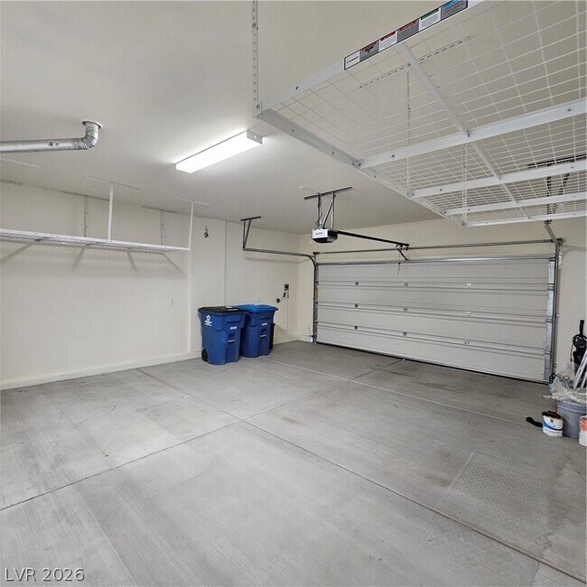 Building Photo - 10790 Wild Parsley Ave