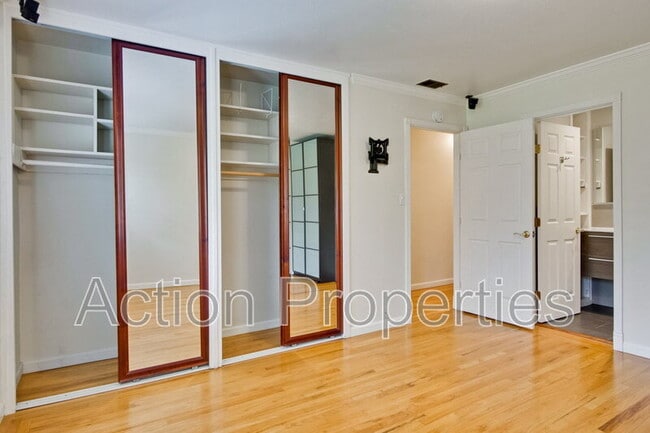 Building Photo - 1630 Alison Ave