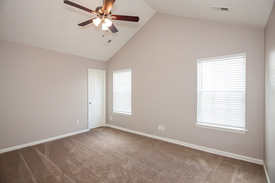 Building Photo - 8411 Galena View Dr