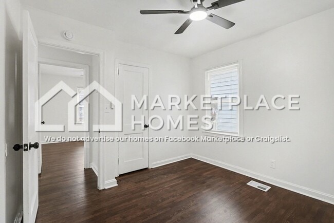 Building Photo - 2996 Palm Dr