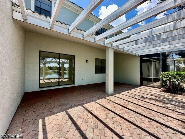 Building Photo - 15031 Summit Pl Cir