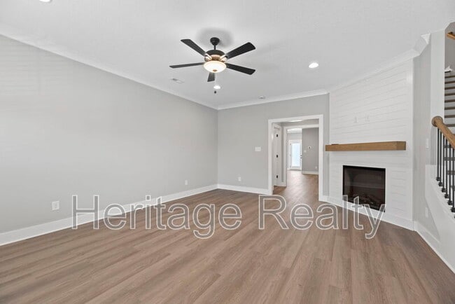 Building Photo - 7224 Sassafras Wy