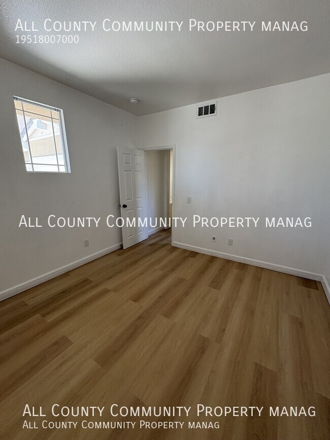 Building Photo - 3931 Palmetto Haven Ct