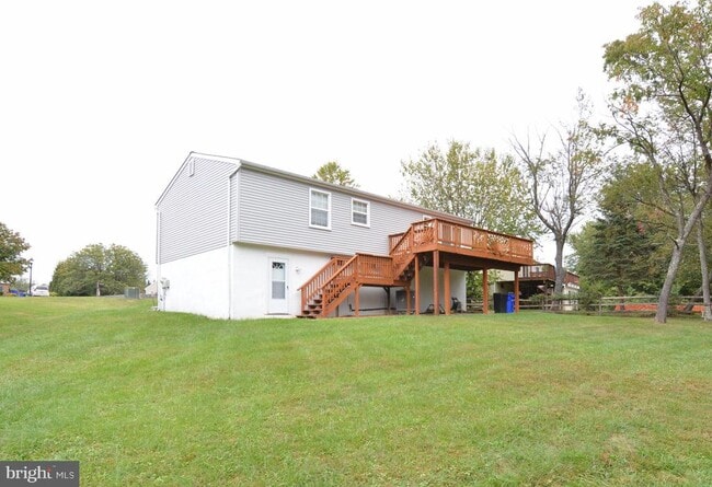 Building Photo - 5323 Debbie Ct