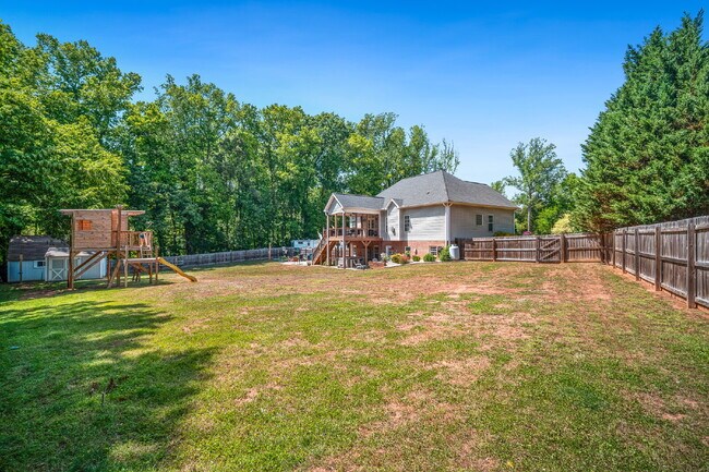 Building Photo - Furnished Pet Friendly Rental in Davie County with Flexible Lease Length!