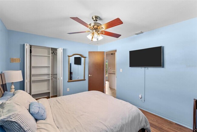 Building Photo - 1191 87th Ave N