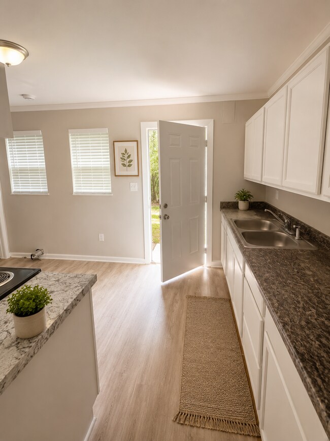 Building Photo - 3778 Spencer Cir
