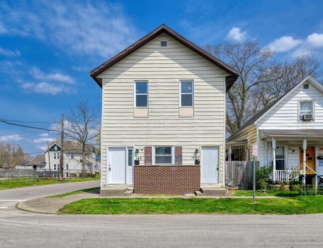 Primary Photo - 144 S 3rd St