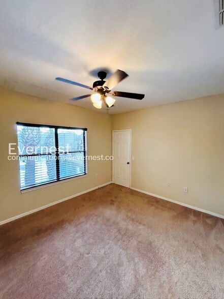 Building Photo - 2139 Chianti Pl
