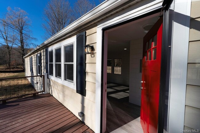 Building Photo - 193 Decker Rd