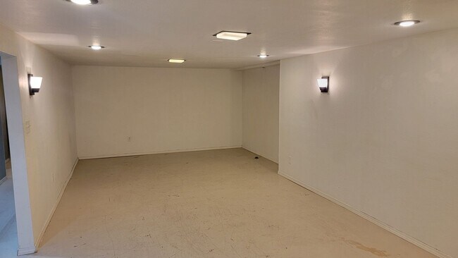 Building Photo - 3 Bedroom 2.5 Bath Home In Indian Trail