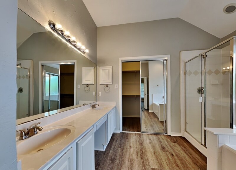Primary Photo - 7917 Desert Rose Ct