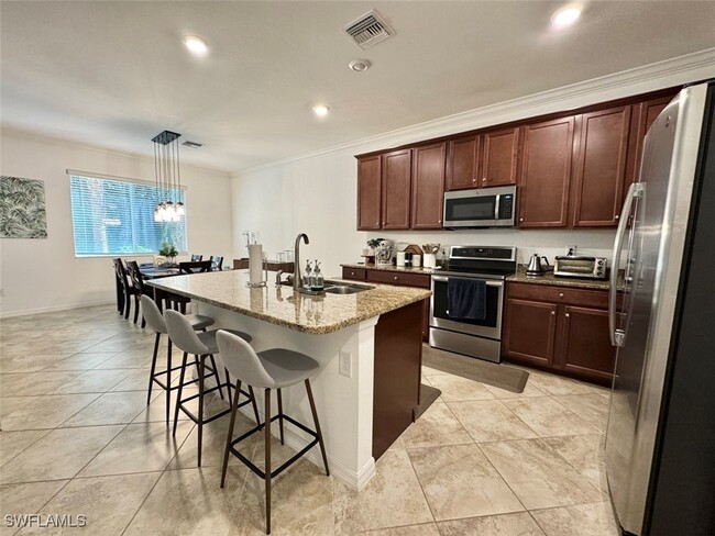 Building Photo - 10161 Tin Maple Dr