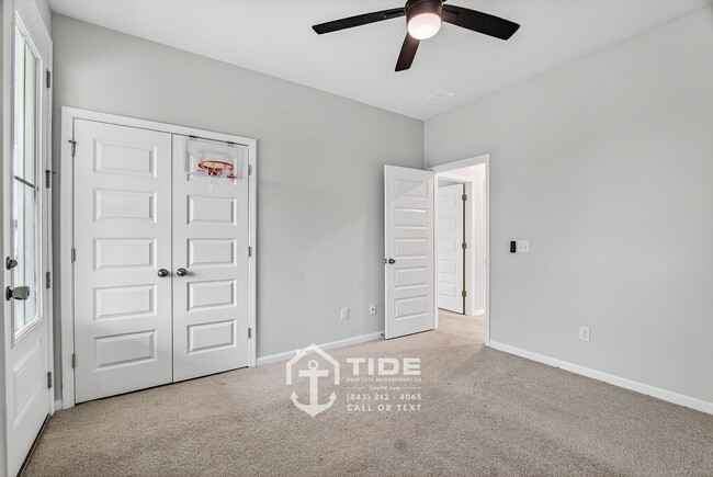 Building Photo - Private Retreat with Modern Upgrades