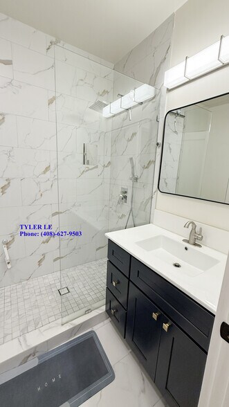 Master Bath - 6115 Fremont St