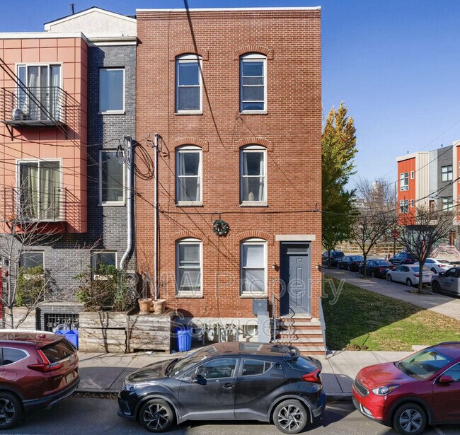 Primary Photo - 1782 Frankford Ave