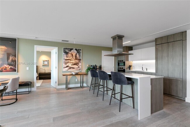 Building Photo - 360 Ocean Dr