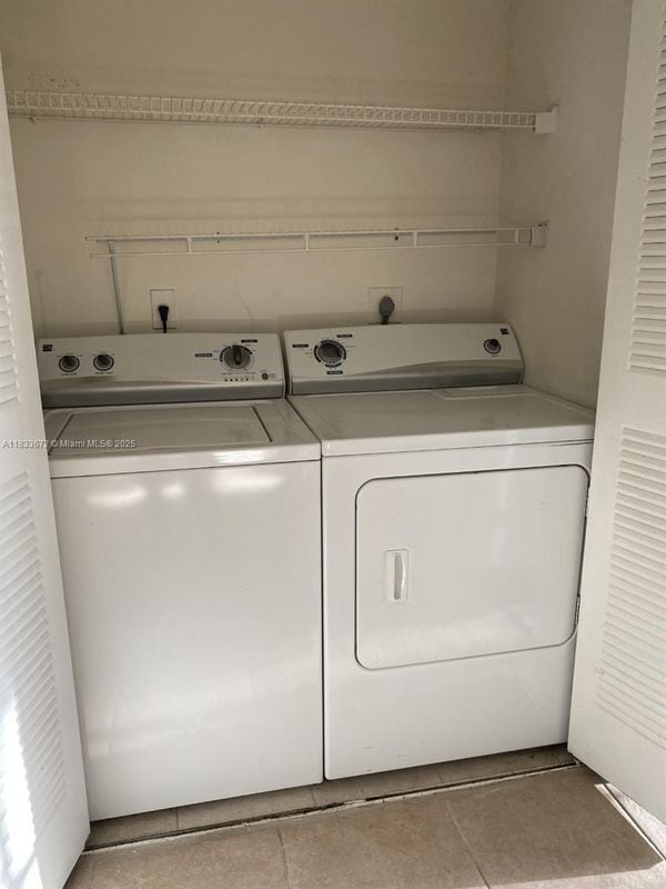 Building Photo - 1749 Village Blvd