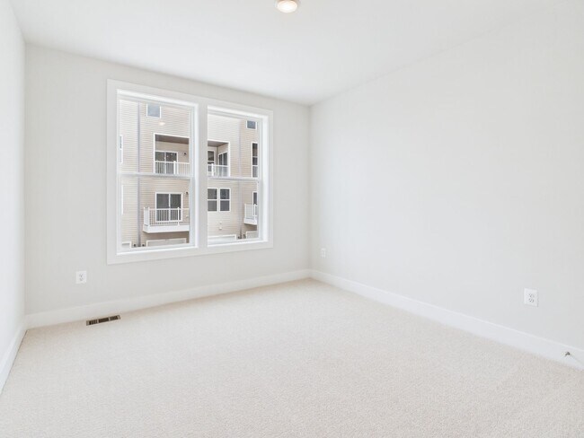 Building Photo - 5320 Wyndham Forest Dr