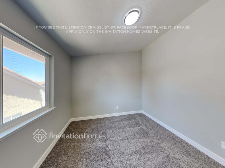 Building Photo - 4821 Laguna W Way
