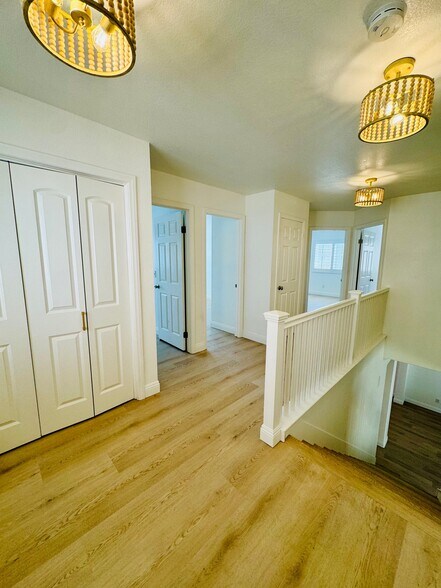 Building Photo - 15 Ametrine Way
