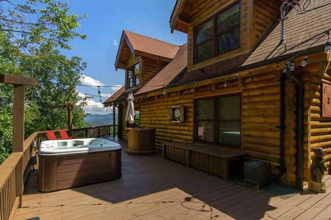 Building Photo - 141 Yellow Locust Dr