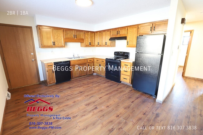 Building Photo - 401Dains St.-