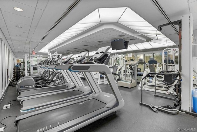 Building Photo - 4 Martine Ave