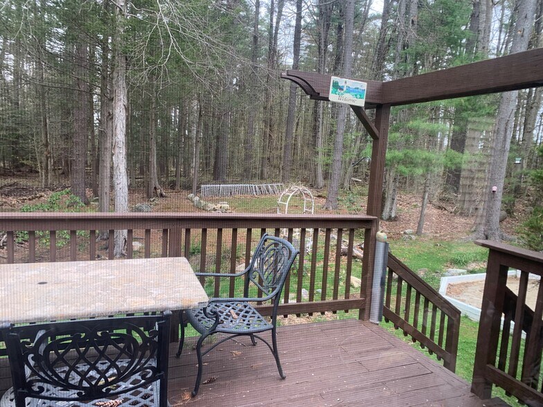 Building Photo - 61 Trotters Way