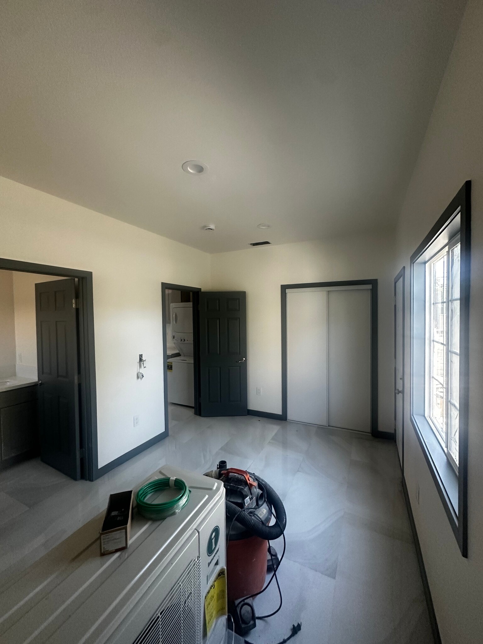 Building Photo - 2304 W Cubbon St