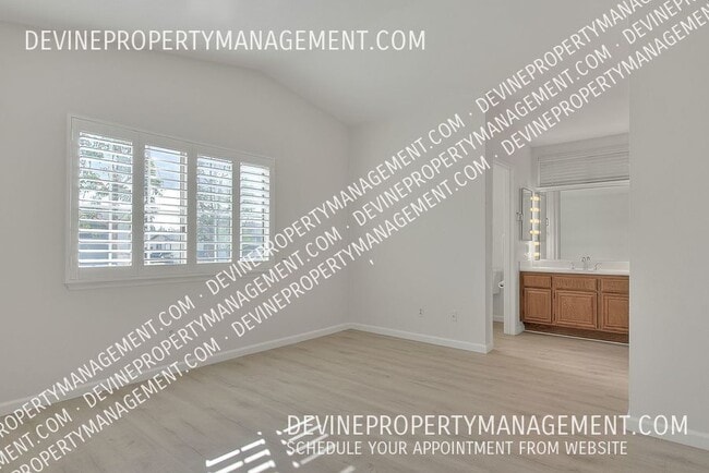 Building Photo - 902 California Privado