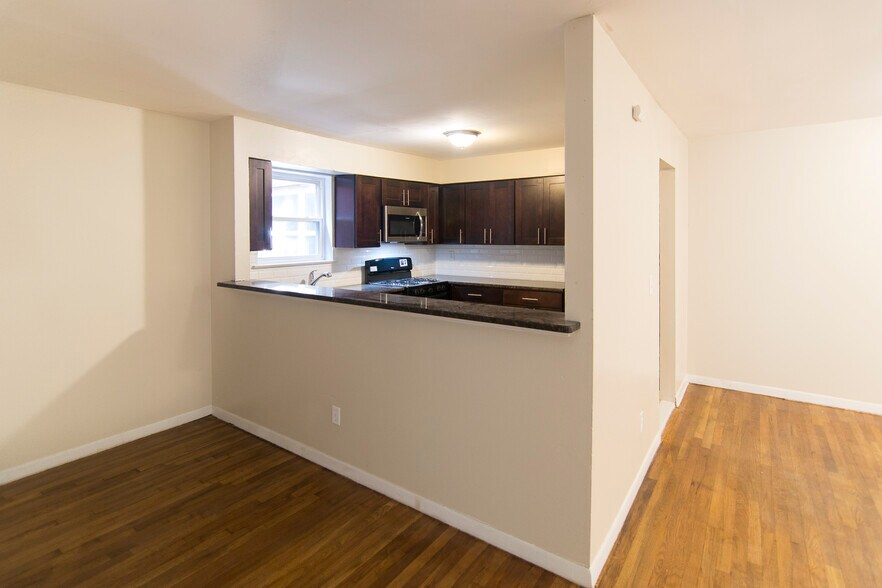 Building Photo - 361 Park Ave