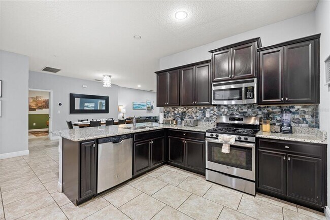 Building Photo - 5376 Oakbourne Ave