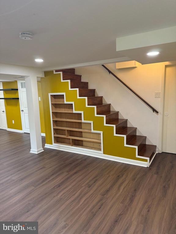 Building Photo - 816 Crothers Ln