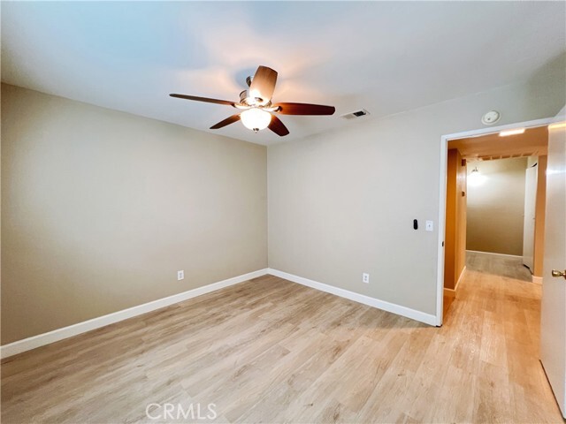 Building Photo - 24232 Sylvan Glen Rd