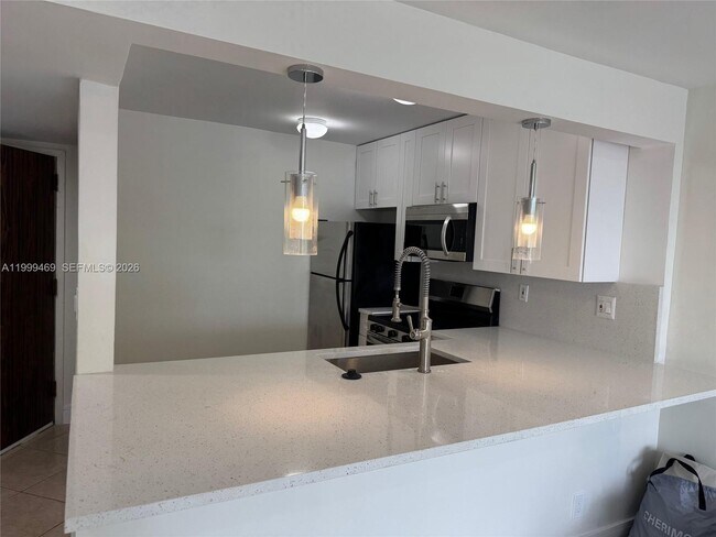 Building Photo - 492 NW 165th St