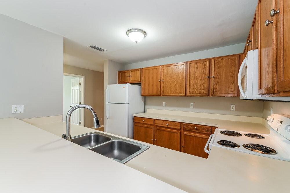 Building Photo - 736 Jack Ave S