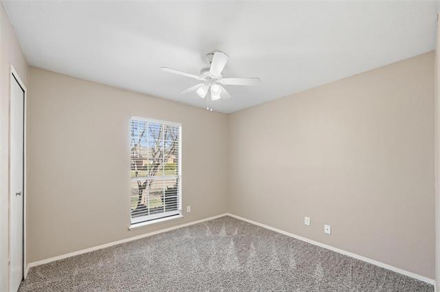 Building Photo - 512 White Oak St