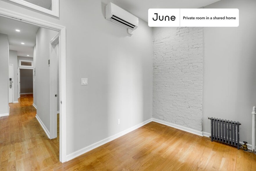 Building Photo - Room in Shared 3 bed/1 bath home in Upper East Side