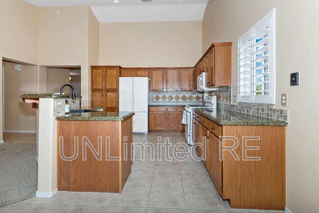 Building Photo - 1371 Kwana Ct