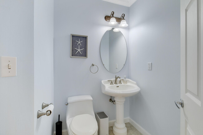 Building Photo - 800 Juno Ocean Walk